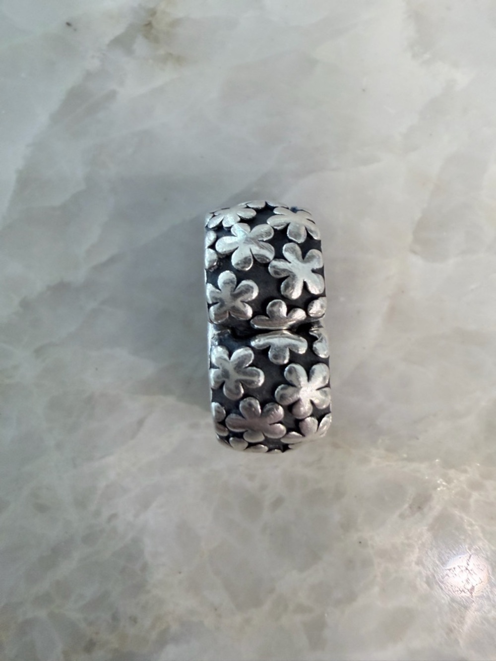 Pandora Bracelet Flower Clip - Picture 3 of 4